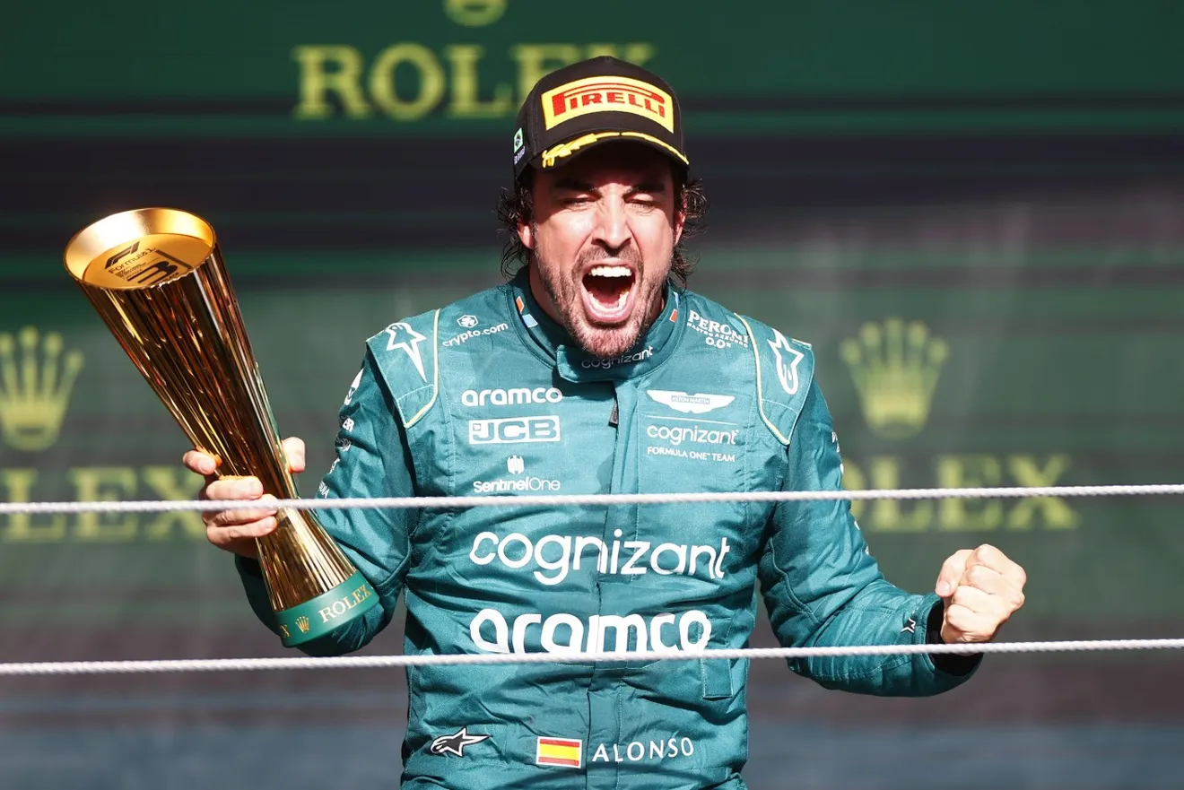 Podio con sabor a victoria para Fernando Alonso tras una lucha histórica: «Nos merecíamos una alegría»