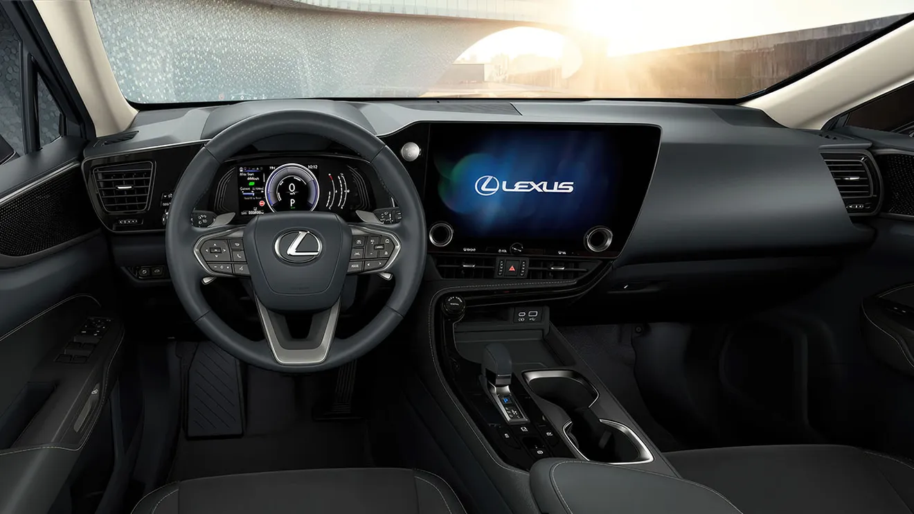 Lexus NX 2024 - interior