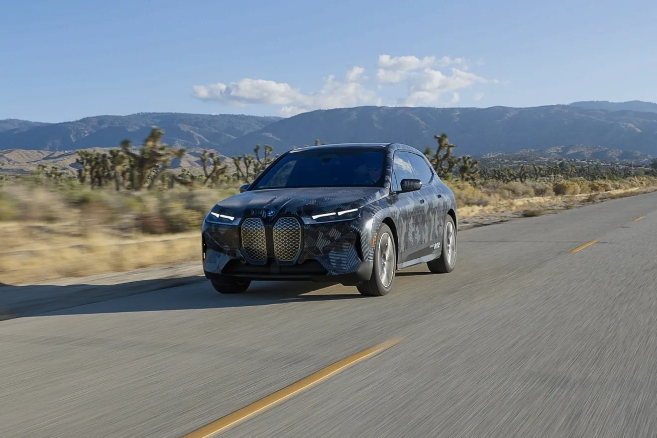 Una pequeña empresa americana consigue duplicar la autonomía de un BMW iX con sencillo cambio de batería