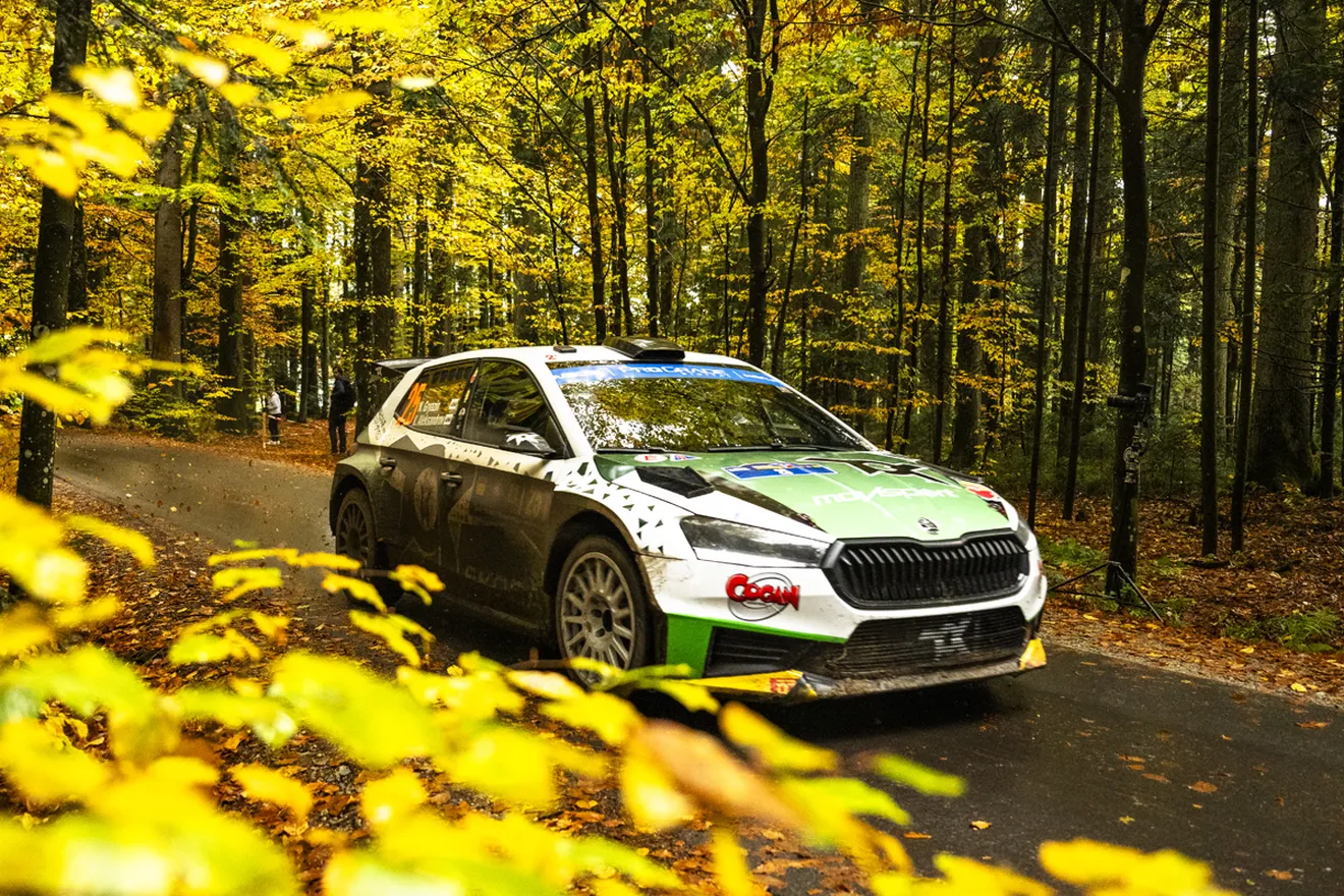 Citroën Racing busca ganar el título de WRC2 en 2024 con Yohan Rossel y Nikolay Gryazin