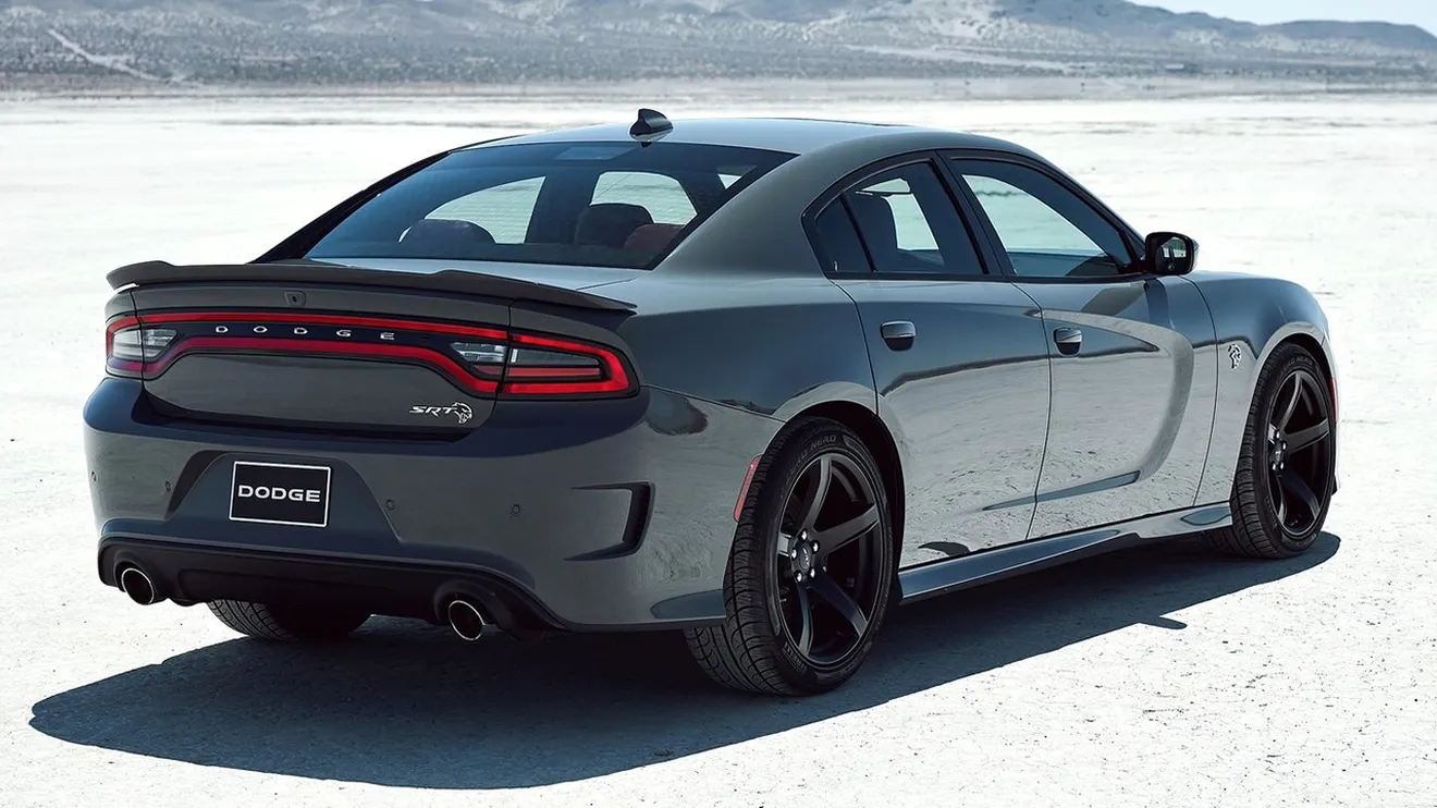 Dodge Charger SRT Hellcat - posterior