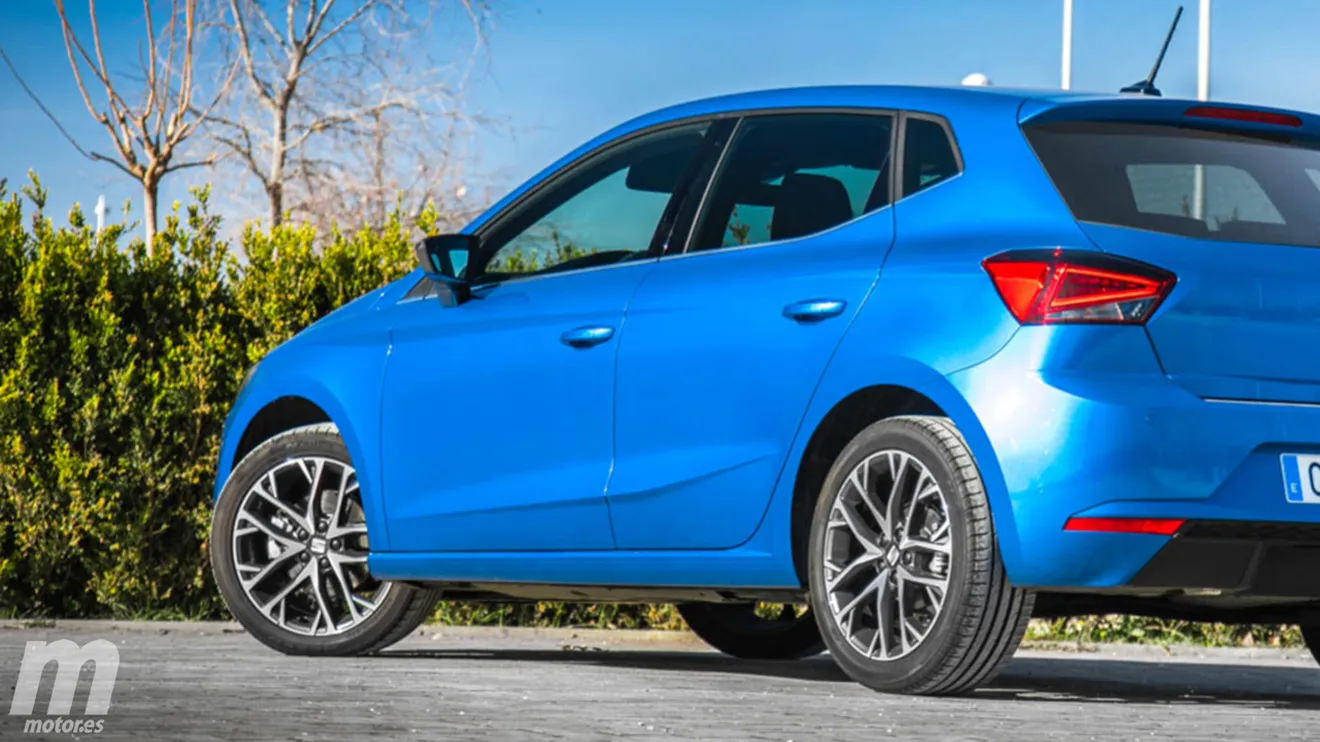 4.000 € de descuento y bien equipado, el coche barato «Made in Spain» está en oferta y pone en apuros al Opel Corsa