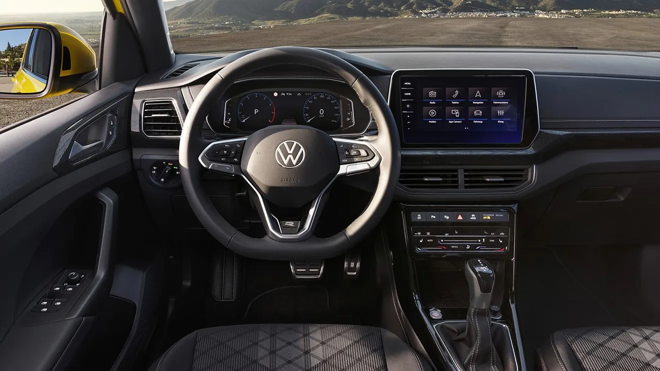 Volkswagen T-Cross 2024 - interior