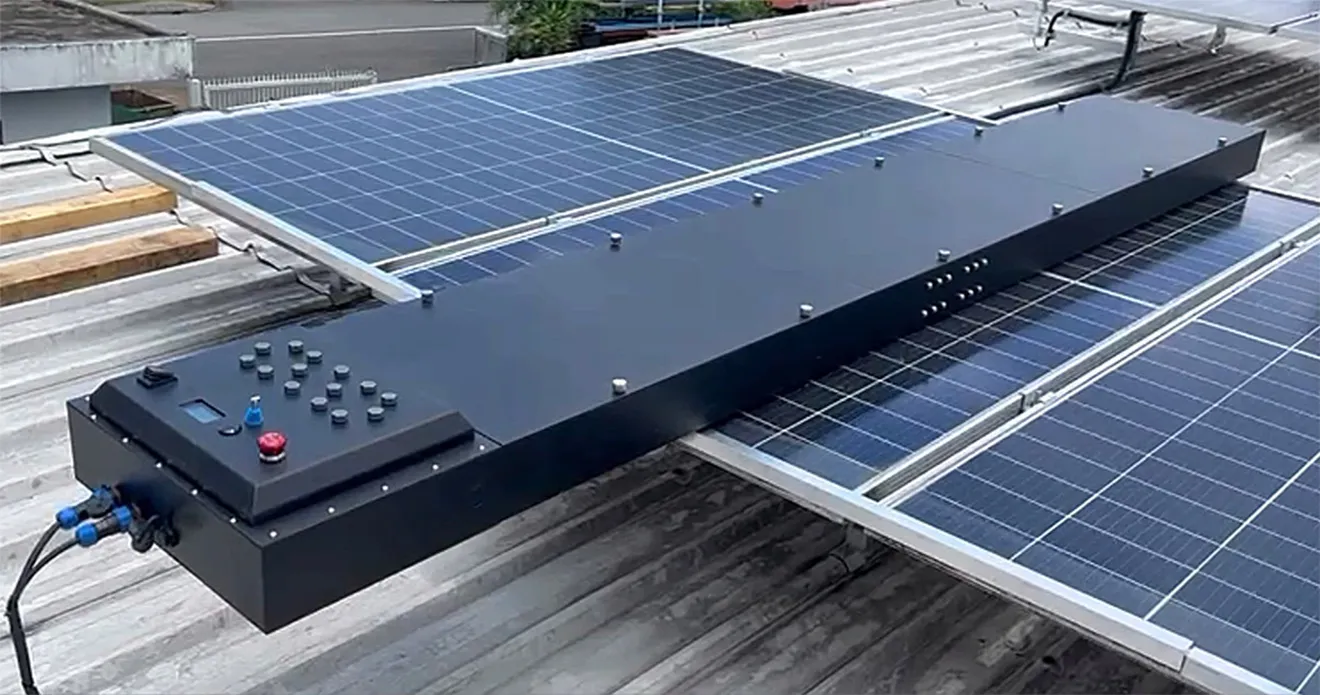 Consiguen rejuvenecer los paneles solares antiguos con esta tecnología innovadora en apenas 5 minutos