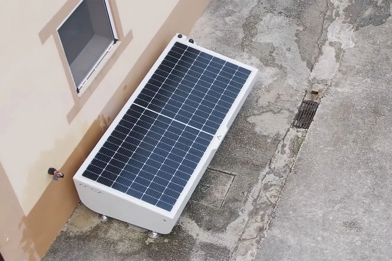 ARCA, así es el nuevo generador solar autónomo con paneles y baterías «Made in Spain» que tú mismo puedes instalar