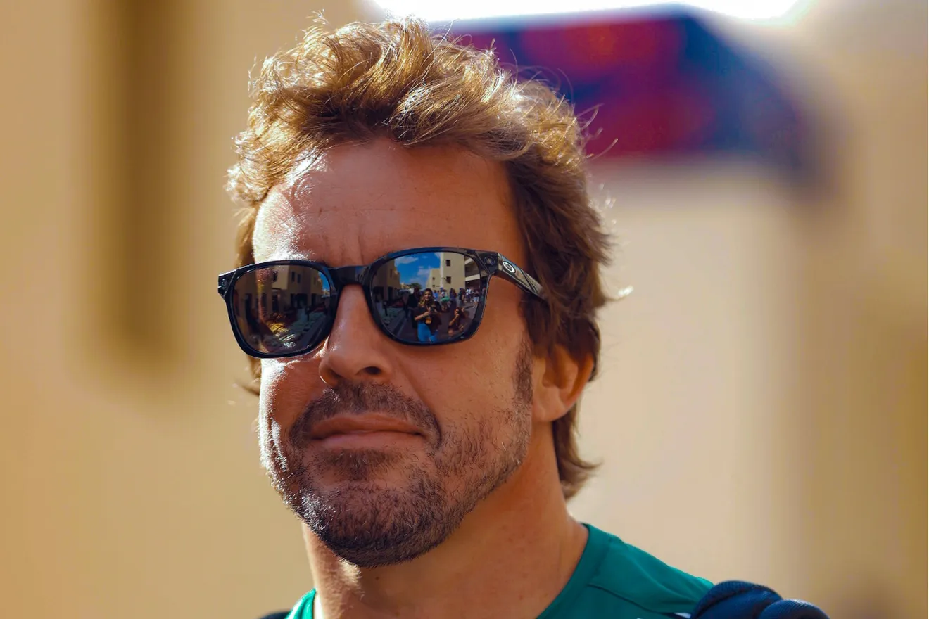 Fernando Alonso y la importancia de apostar por jóvenes pilotos como Pepe Martí: «Siento mucha satisfacción»