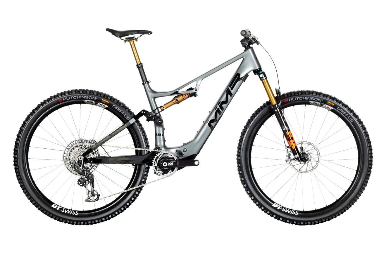 La primera Mountain Bike eléctrica ligera de MMR tiene cuadro de carbono y un motor Bosch de sólo 2 kg