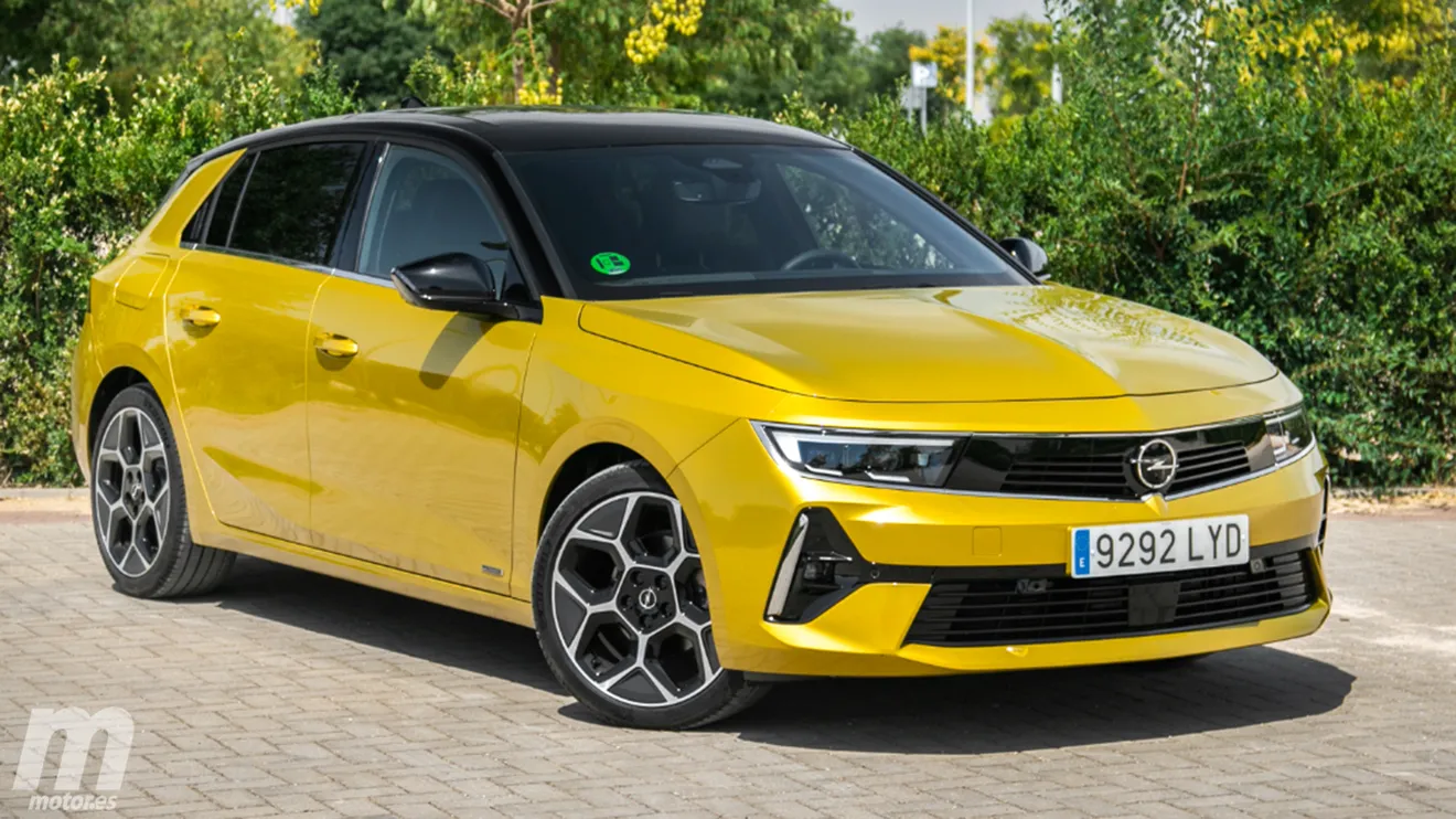 El Opel Astra mejora su gama con la nueva versión Tech Edition para recortar distancias con el Volkswagen Golf