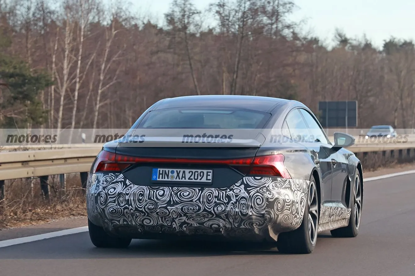 Fotos espía Audi RS e-tron GT Facelift 2025