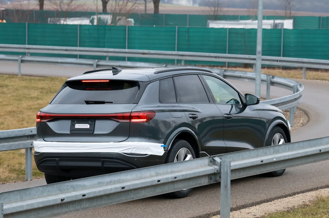 Fotos espía Audi Q6 e-tron 2024
