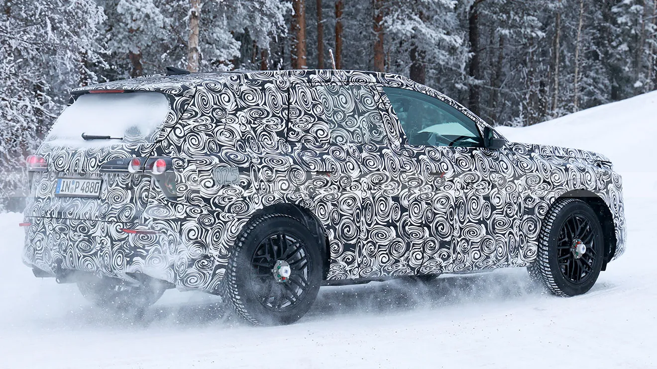 La tercera generación del Audi Q7 ya se pasea con su carrocería definitiva, el SUV alemán apostará por la tecnología híbrida5