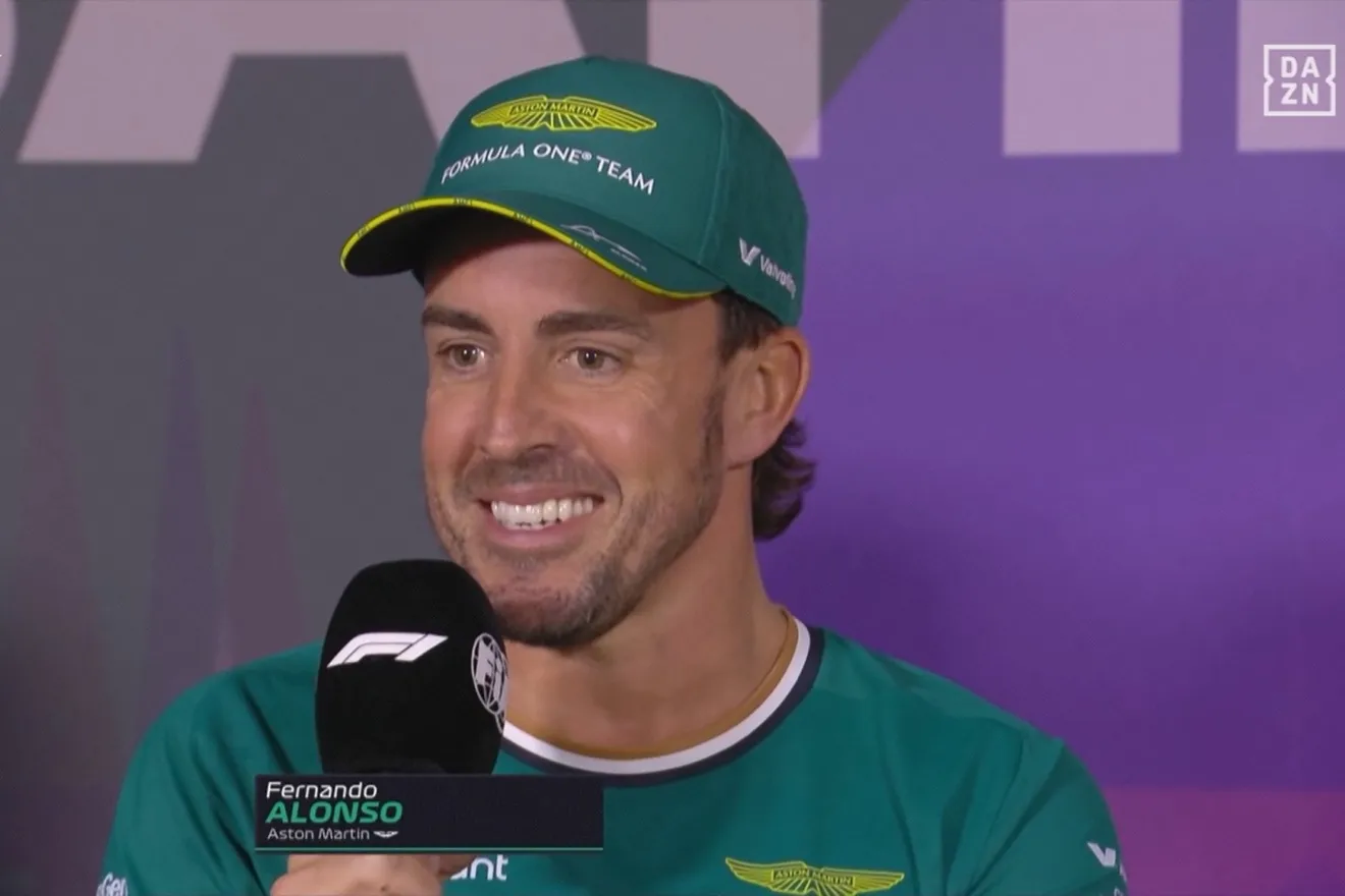Fernando Alonso, al habla: rendimiento real del AMR24, ¿futuro en Mercedes?... y una sonrisa delatadora