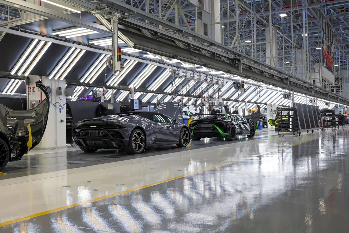 ¿Quieres un Lamborghini en tu garaje? Pues no hagas hueco muy deprisa por que la producción está vendida...¡hasta 2026!