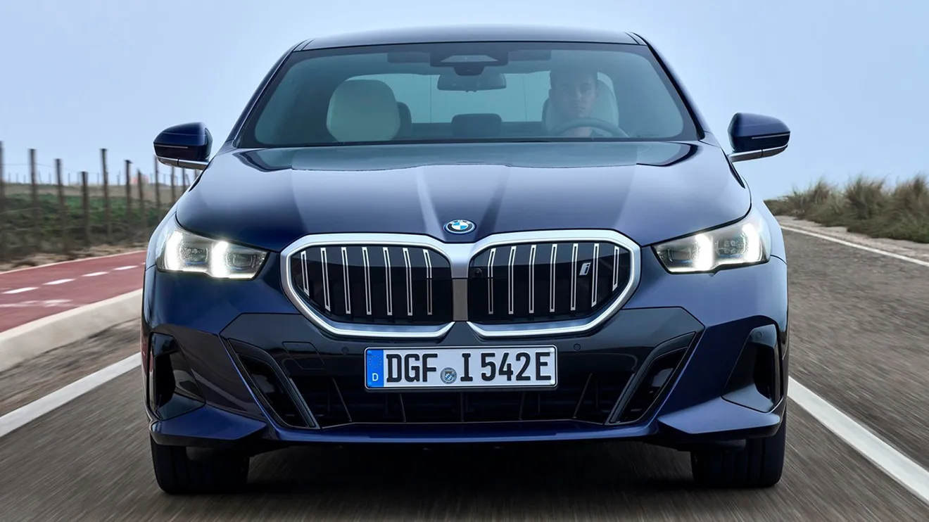 BMW i5 - frontal