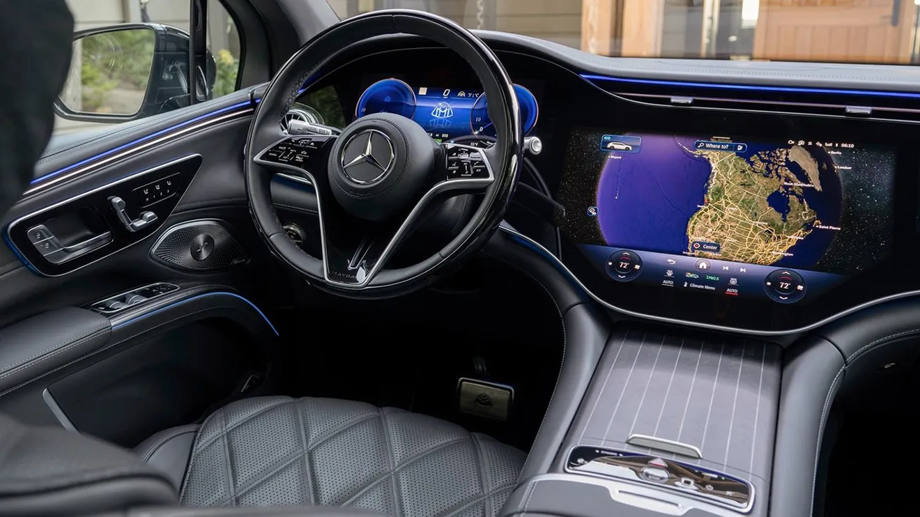 Mercedes-Maybach EQS SUV - interior