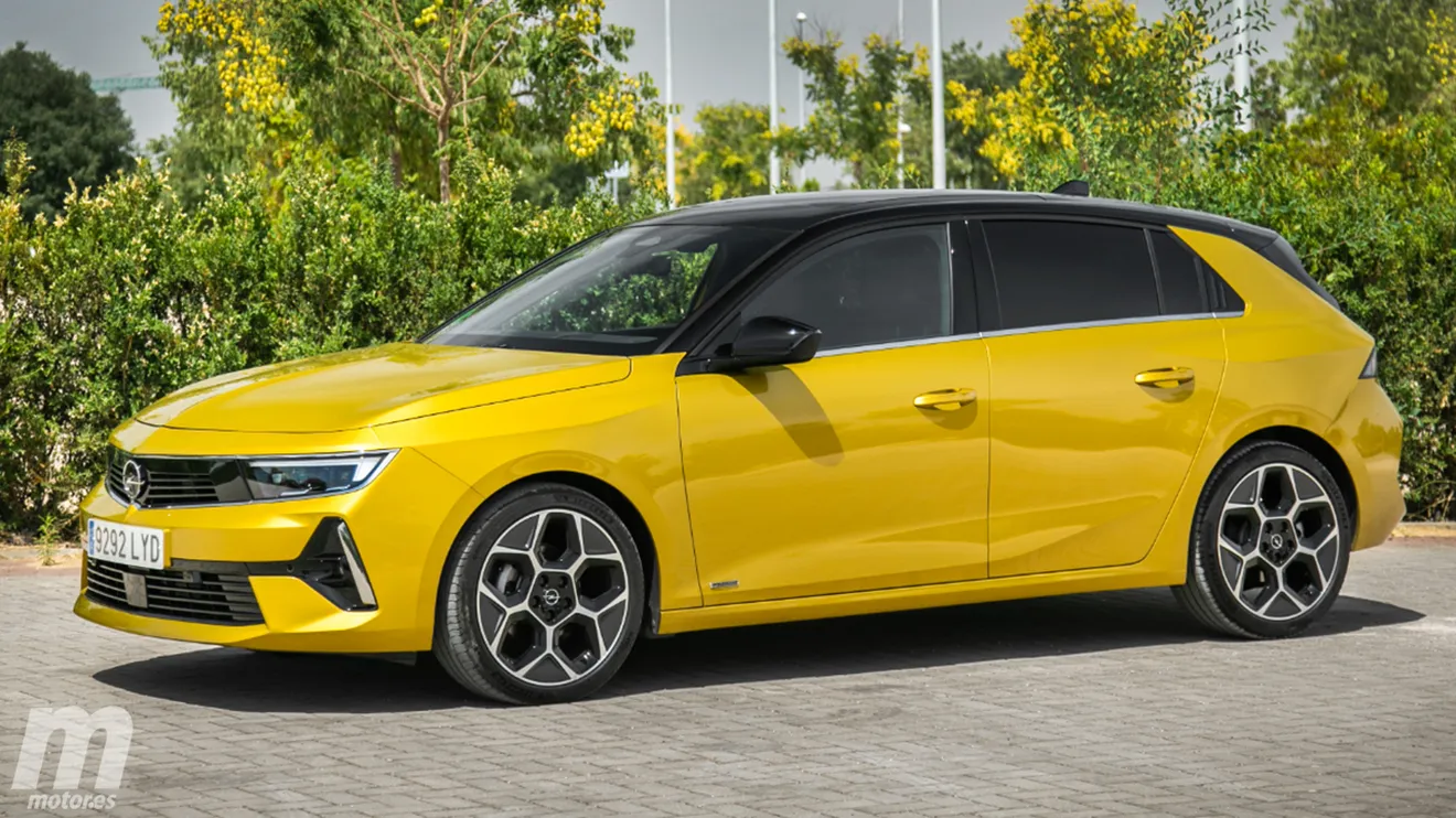 El Opel Astra con etiqueta ECO ya tiene precios en España, una excelente alternativa a los Hyundai i30 y SEAT León
