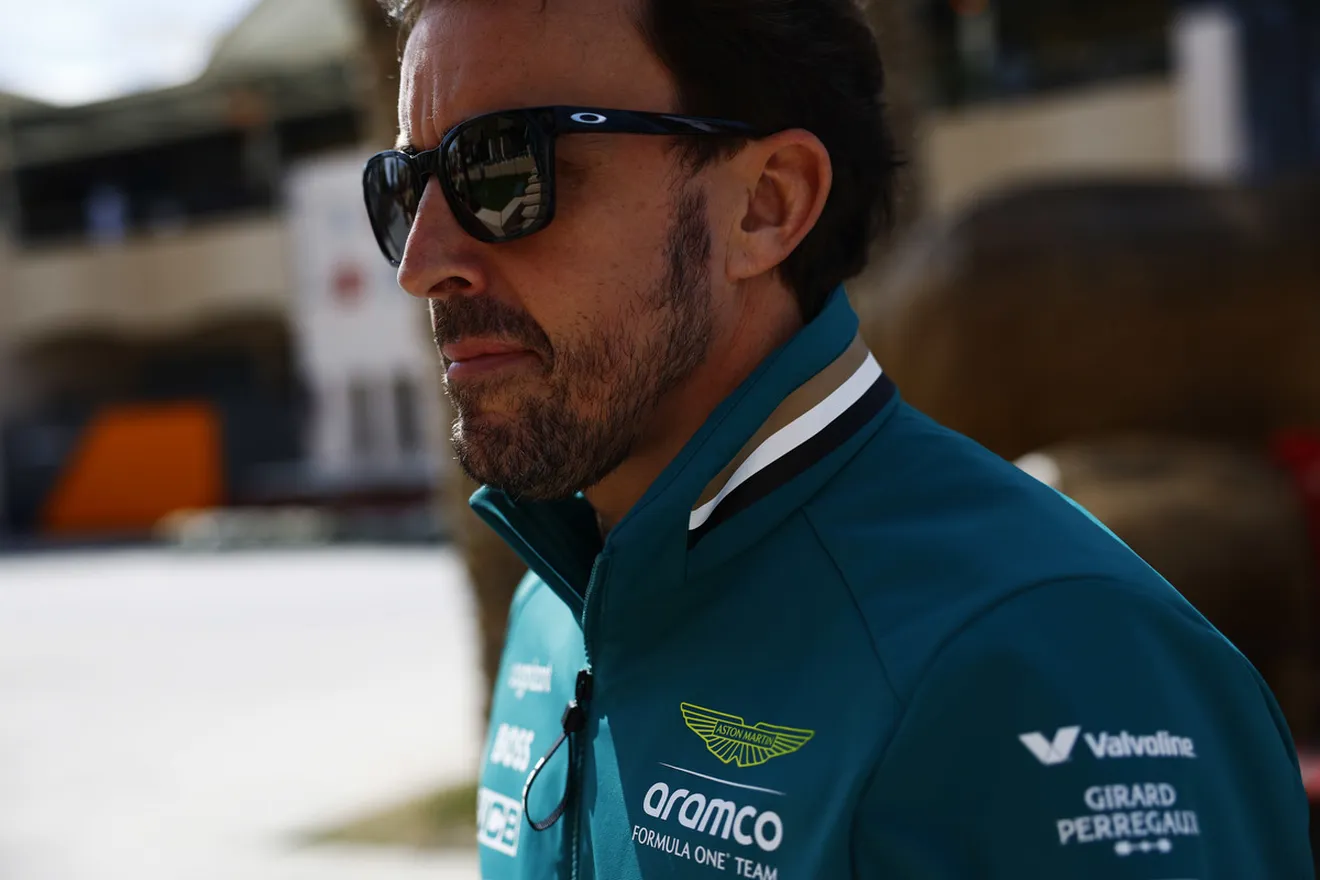 Fernando Alonso se autoproclama candidato a un puesto en Red Bull