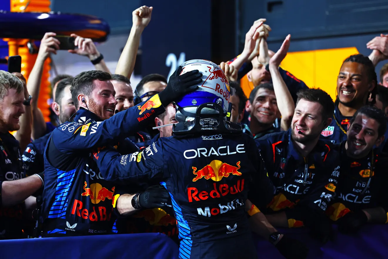 La realidad de la guerra civil de Red Bull: Marko seguirá mientras Mercedes quiere pescar a Verstappen