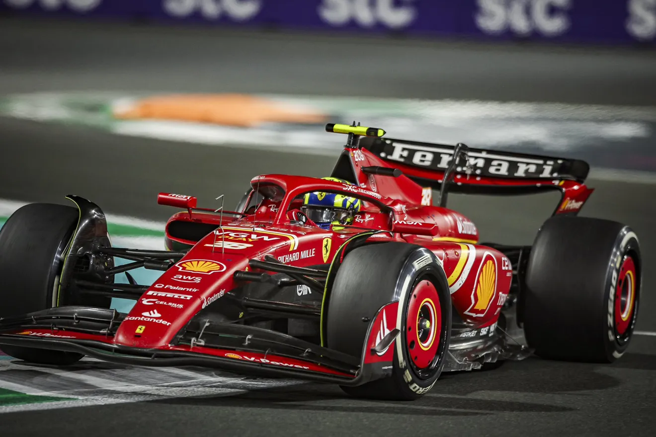 John Elkann pronostica un gran futuro a Ferrari: «Hamilton cree que puede hacer grandes cosas con nosotros»