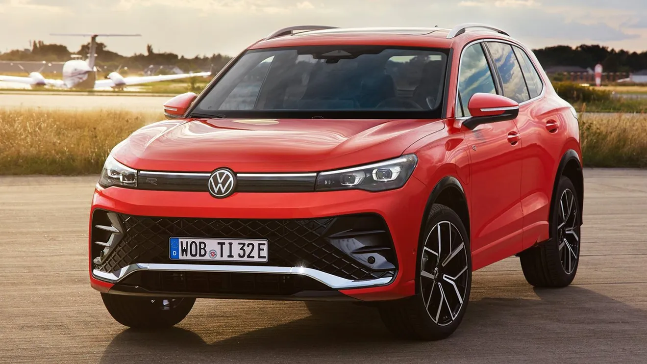El nuevo Volkswagen Tiguan eHybrid 2024 ya tiene precios en España, el SUV PHEV se pone a la venta con hasta 272 CV y etiqueta CERO