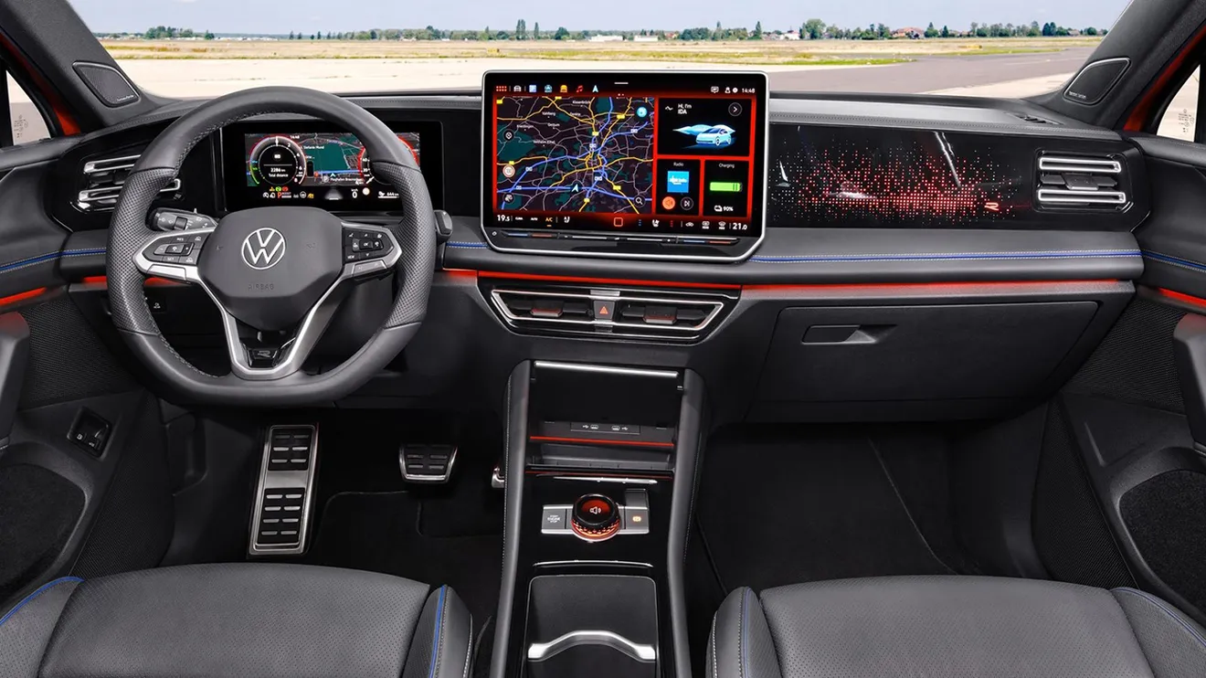 Volkswagen Tiguan eHybrid 2024 - interior