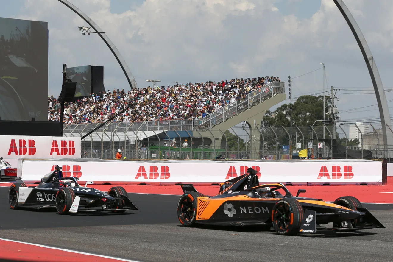 Sam Bird da la sorpresa en el ePrix de Sao Paulo y logra la primera victoria de McLaren en Fórmula E