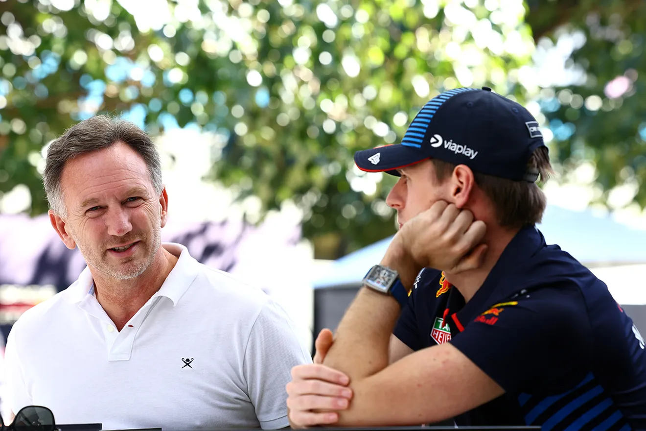 Christian Horner charla con Max Verstappen ¿sobre su futuro?