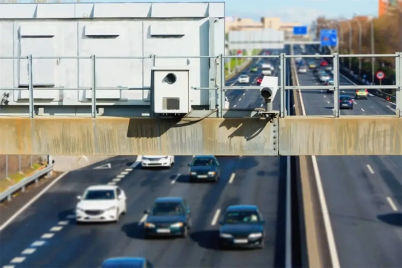 La DGT toma medidas ante el aumento de fallecidos en las carreteras españolas: casi 100 radares nuevos, más controles…