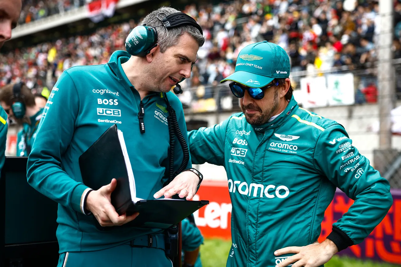 Fernando Alonso afirma que Aston Martin engaña: «A veces es necesario dar un paso atrás»