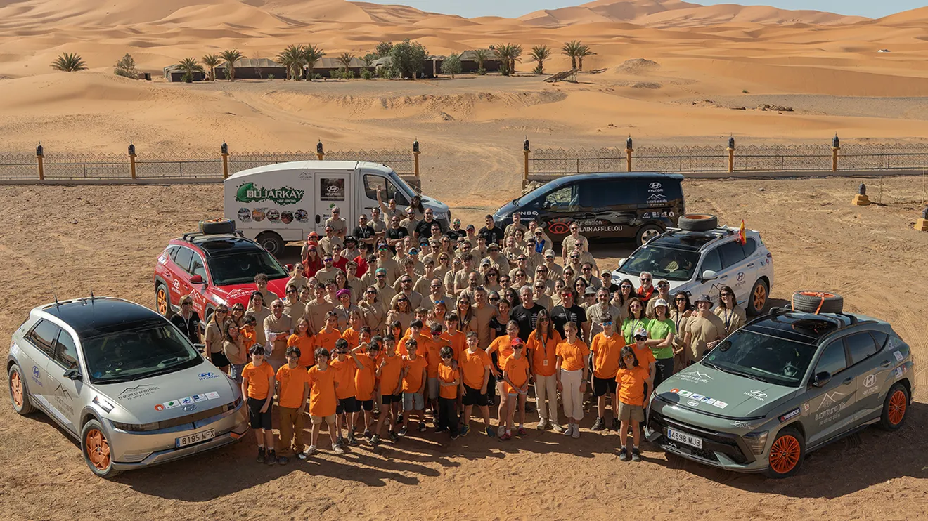 Hyundai celebra el 20 aniversario del «Desierto de los Niños» con el IONIQ 5 como líder de la caravana y numerosas acciones solidarias