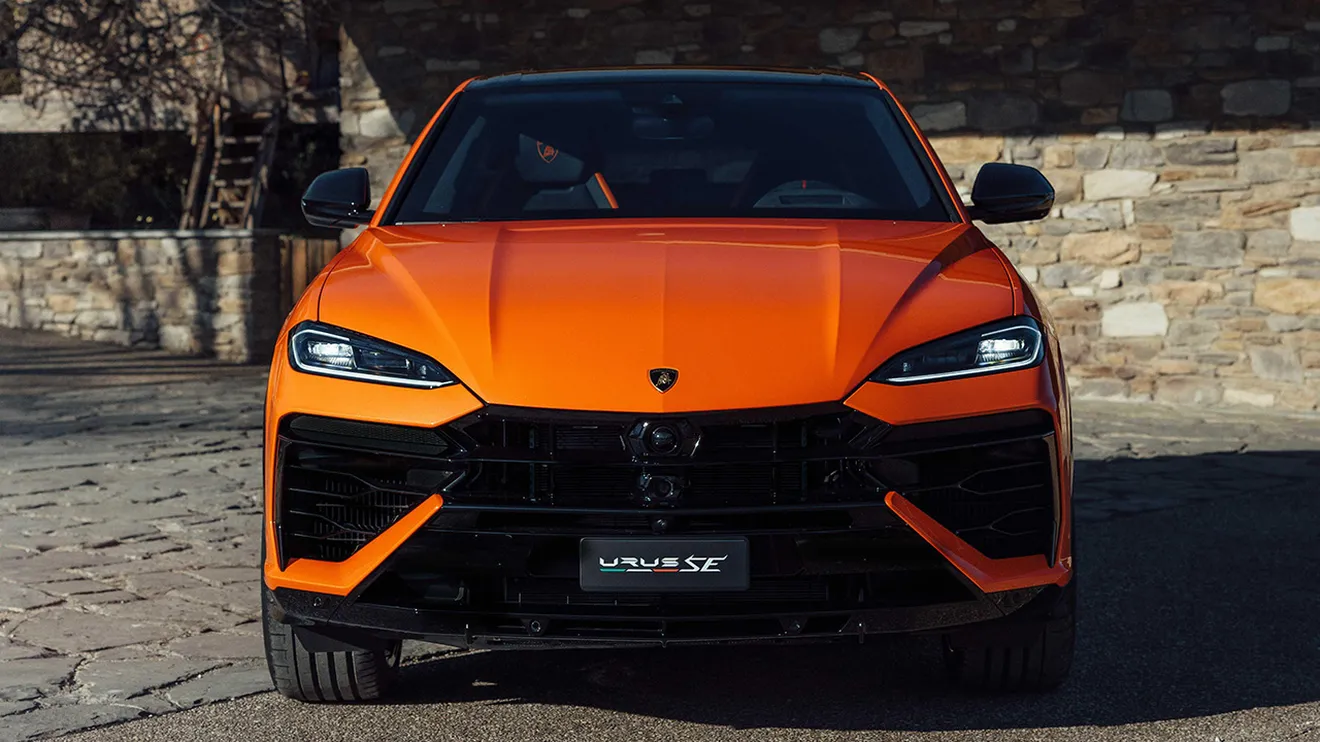 Lamborghini Urus SE - frontal