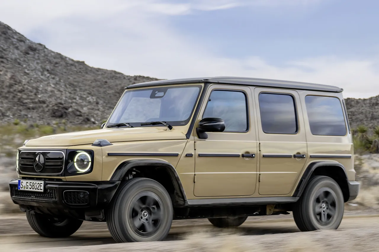 El nuevo Mercedes Clase G 2025 ya es eléctrico, un icono para dominar cualquier terreno con casi 600 CV y una capacidad paranormal2