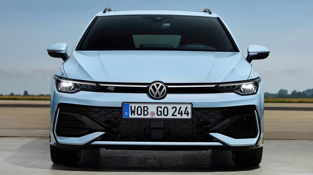 Precios y gama del nuevo Volkswagen Golf 2024, el renovado compacto se pone a la venta con versiones ECO y la edición 50 Aniversario