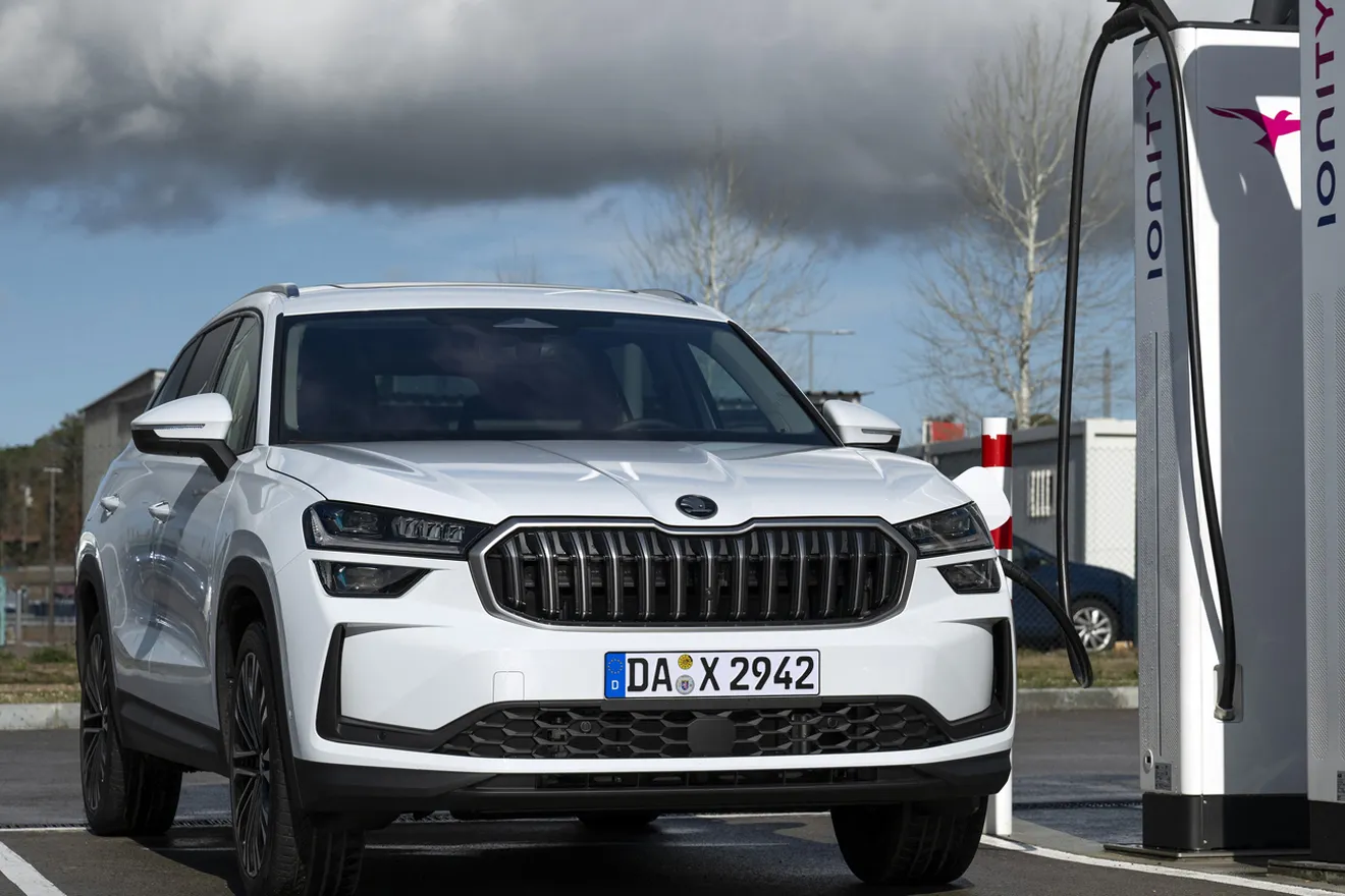 El nuevo Skoda Kodiaq amplía su familia de versiones, llegan más diésel, gasolina, PHEV y el deportivo RS con más potencia que nunca