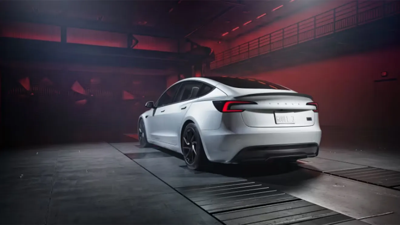 Tesla Model 3 Performance - posterior
