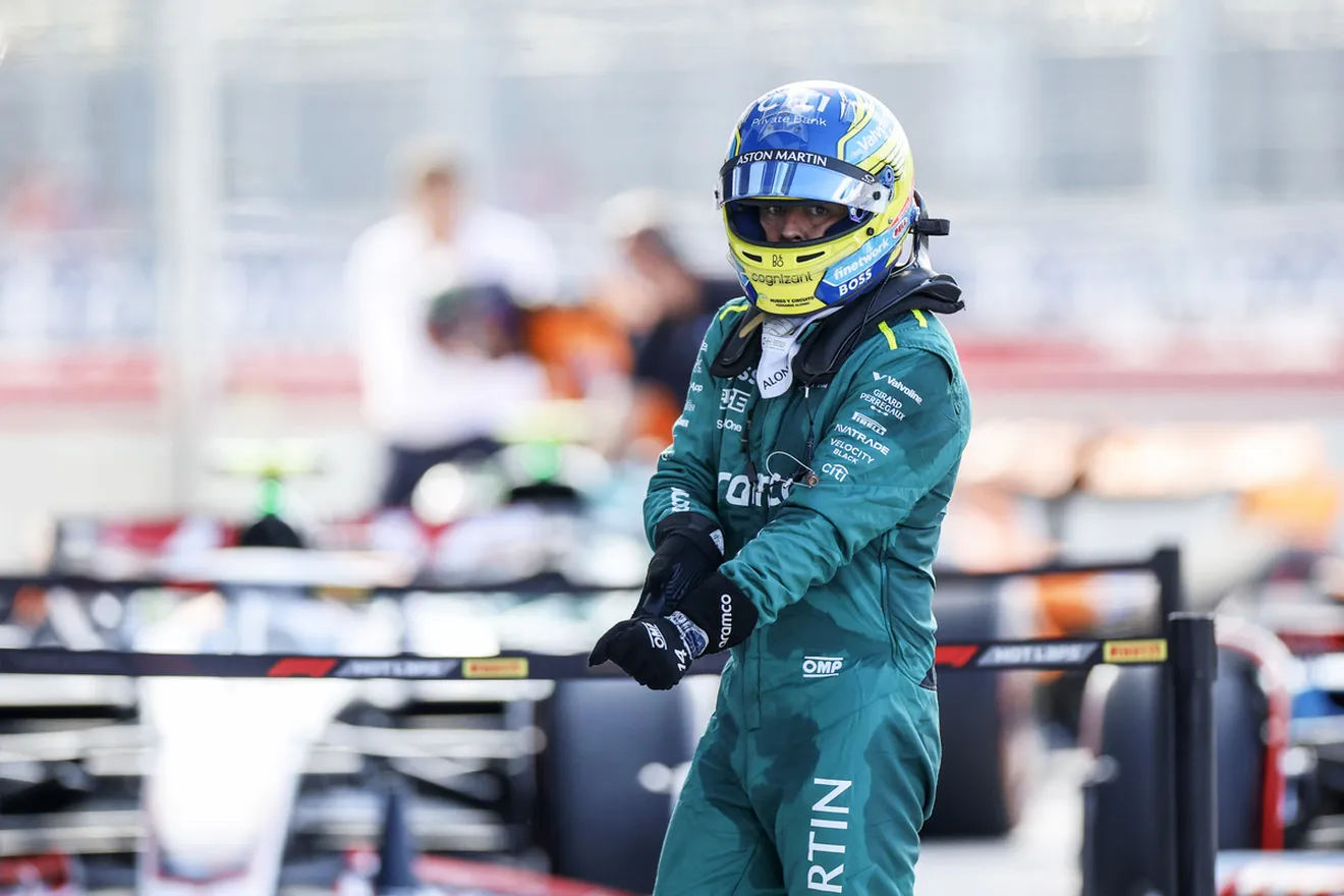 Fernando Alonso azota a la FIA y culpa a Lewis Hamilton del incidente: «No decidirán nada, no es español»