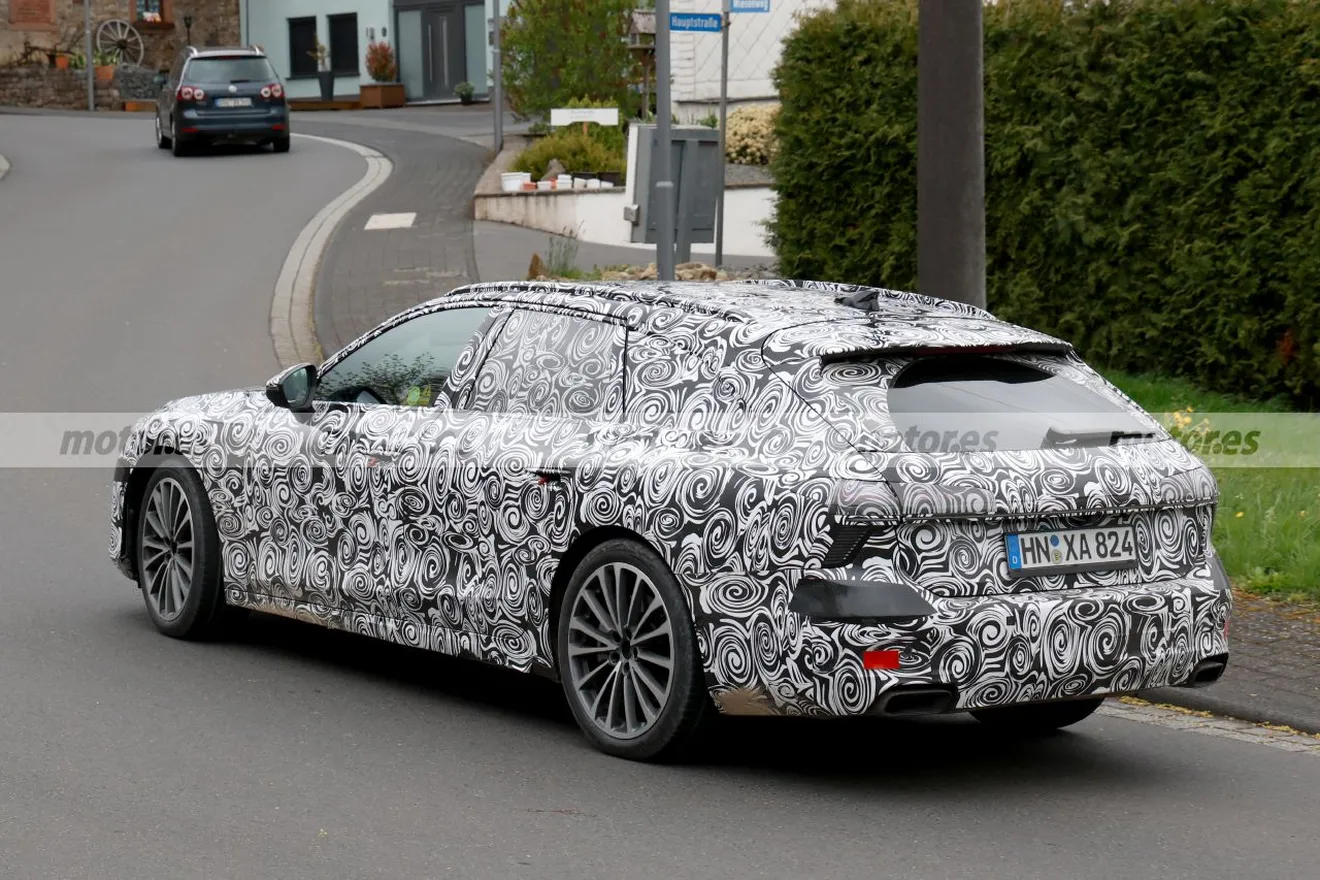 El nuevo Audi A7 Avant se deja ver en fotos espía cerca de Nürburgring, el gran familiar de los cuatro aros calienta motores11