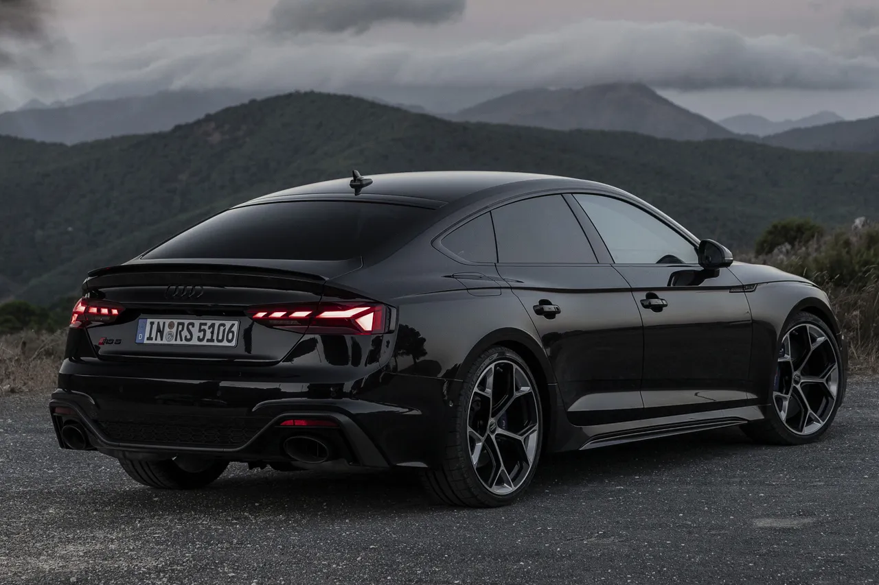 El Audi RS 5 Sportback estrena edición especial, la berlina deportiva presume de un estilo más radical y prestaciones brutales4