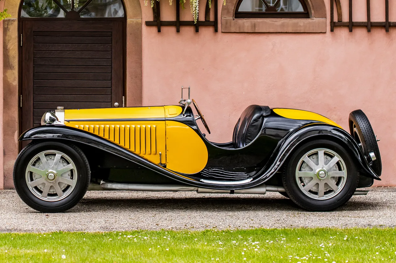bugatti-chiron-2024102327-1716901404_8.jpg