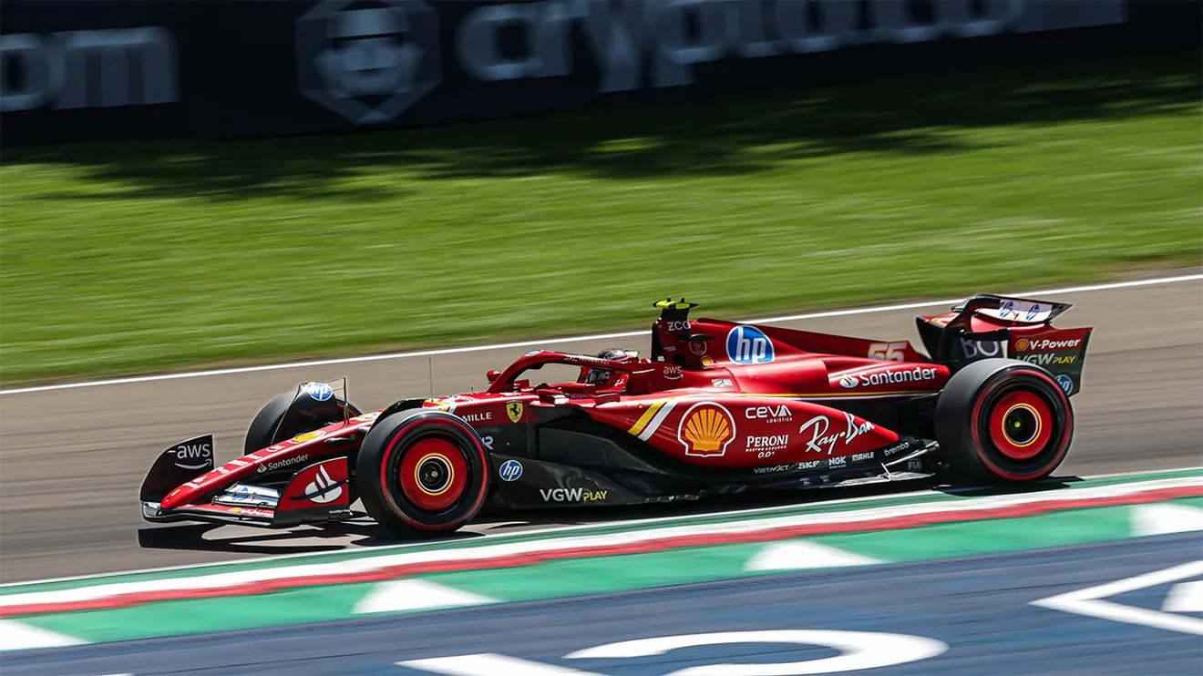 Los Ferrari se quedan un poco atrás y Carlos Sainz sufre con los neumáticos: «He ido más lento con el blando que con el medio»