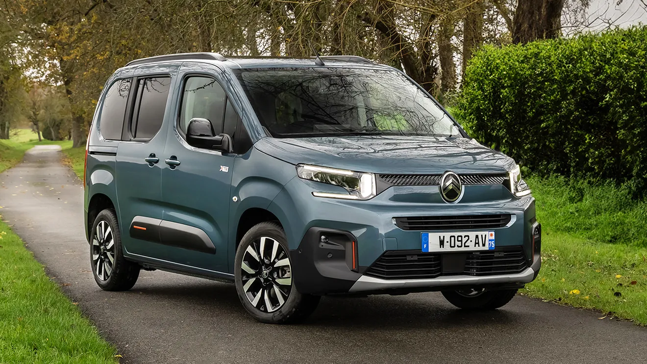 4.200 € de descuento y extra de maletero, el nuevo Citroën Berlingo está en oferta en formato «XL» con un motor muy eficiente