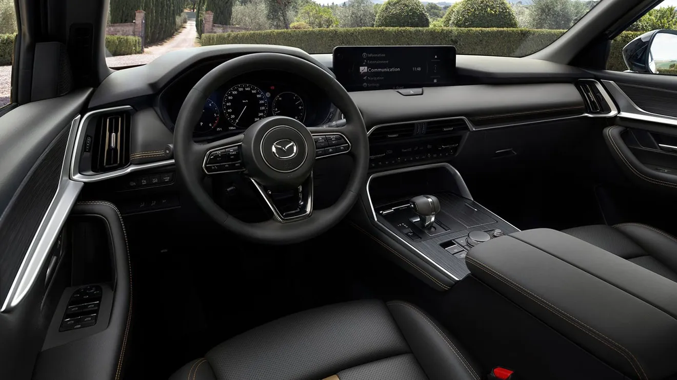 Mazda CX-80 - interior