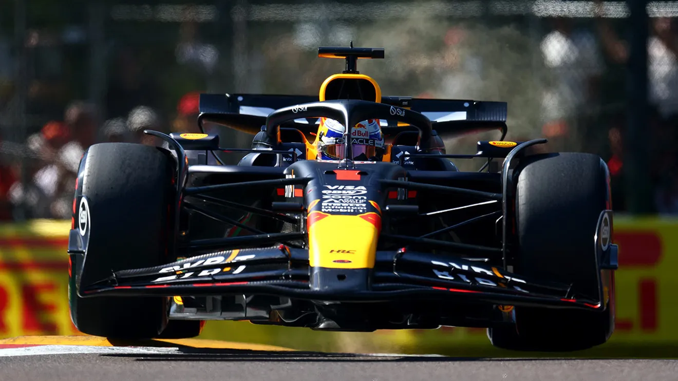 Max Verstappen elimina cualquier atisbo de duda con su séptima pole, pero los McLaren están muy cerca