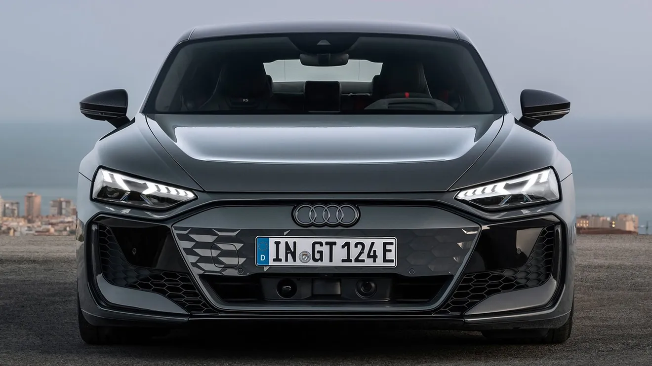 Audi RS e-tron GT 2025 - frontal
