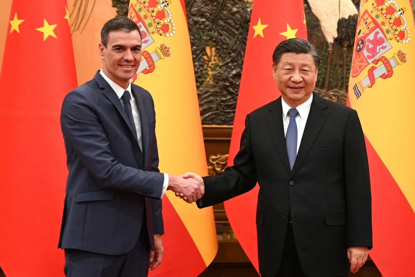 China pide ayuda a España para evitar que Europa aplique unos aranceles que podrían hacerles mucho daño