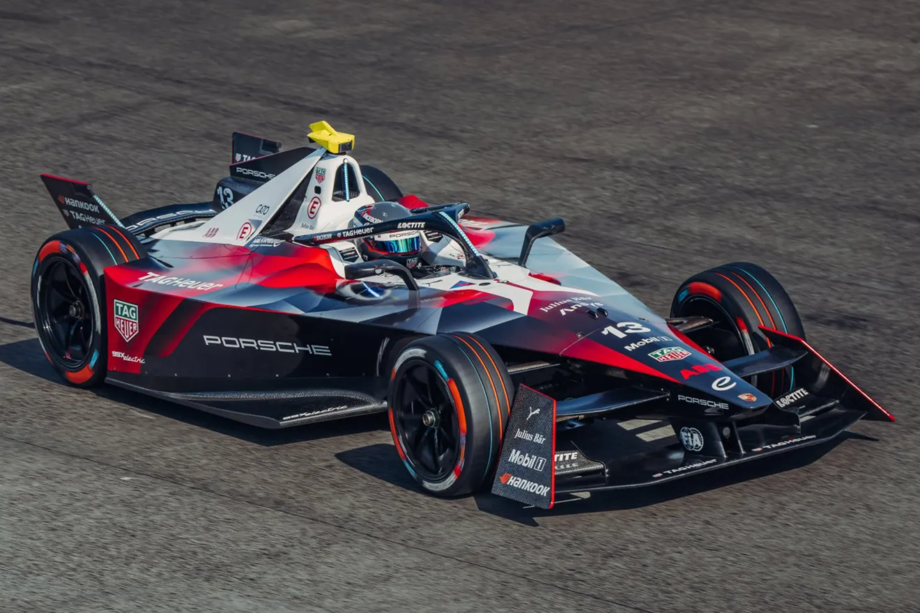 Jaguar regala la victoria a António Félix Da Costa en la primera carrera del ePrix de Portland