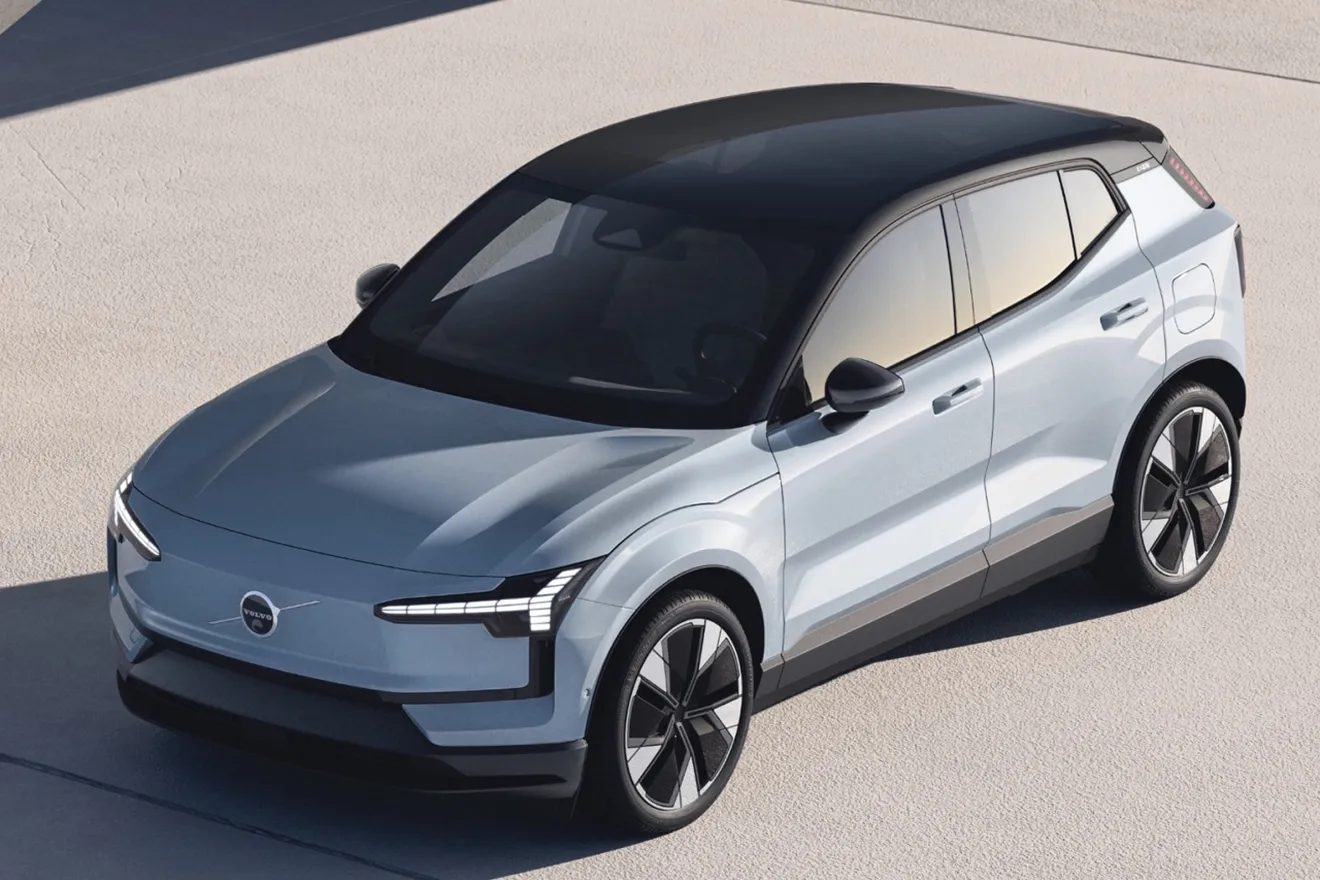 El boom del Volvo EX30 obliga a cambiar de planes a la marca, producirá el exitoso SUV eléctrico en Europa antes de 2025