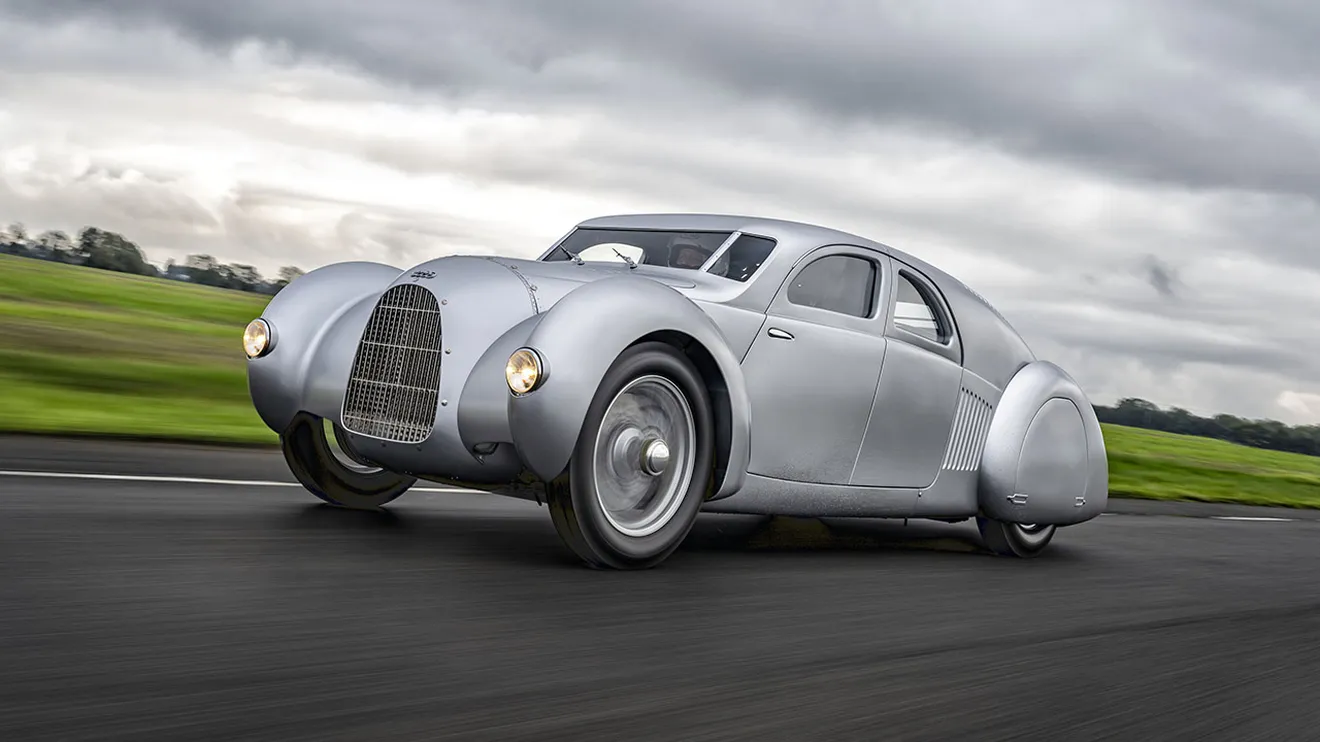 Audi revive 90 años después el Auto Union Type 52, un coche inspirado en las flechas plateadas y que nunca se construyó