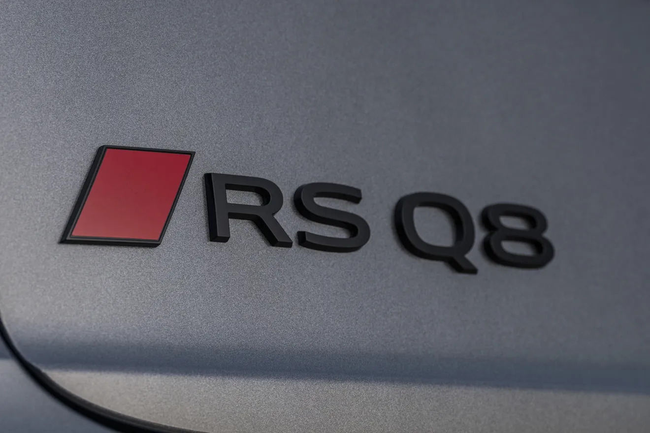 Audi RS Q8 2025