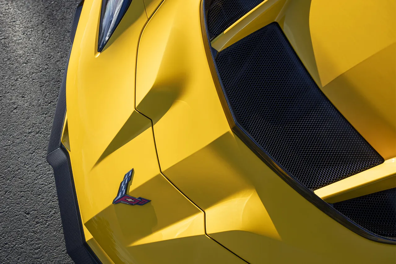 chevrolet-corvette-zr1-2024103460-1721981314_9.jpg